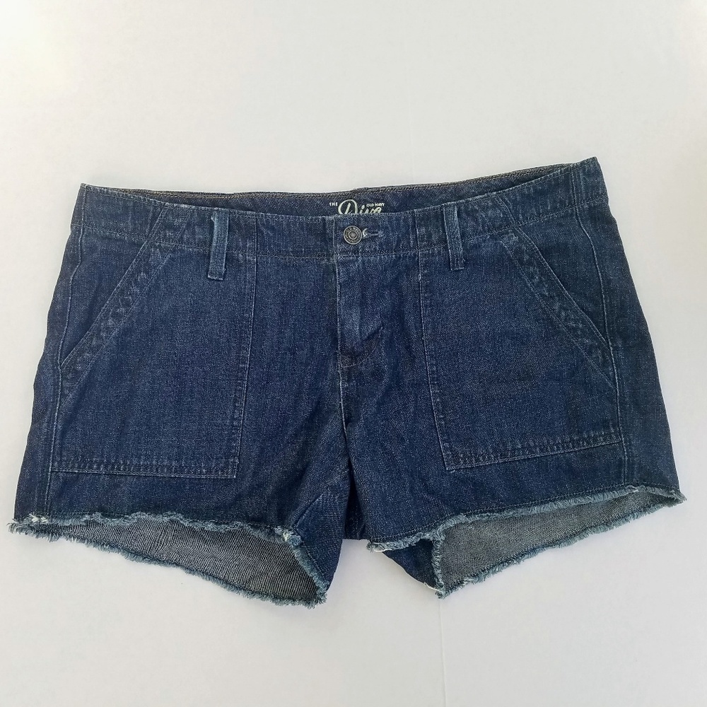 Old Navy Carpenter Pocket Cut-Off Jean Shorts
